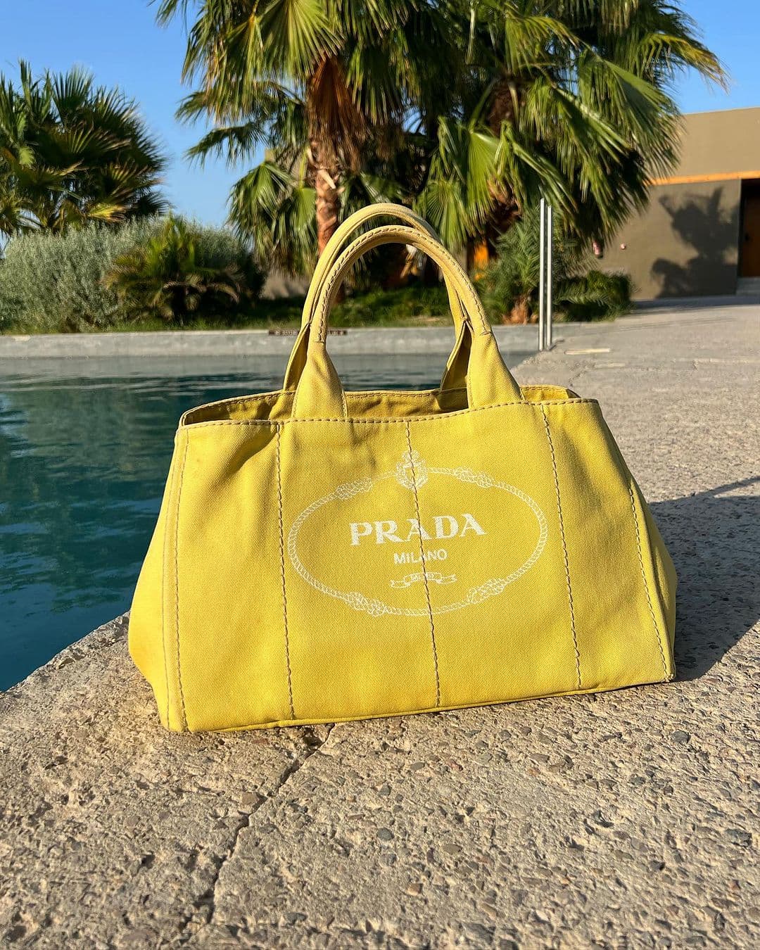 Italiensk arv og moderne form – Prada tasker med karakter